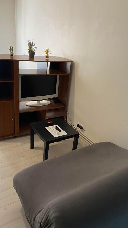 Appartement Dans Une Impasse Calme Proche De La Gare Amiens Bagian luar foto