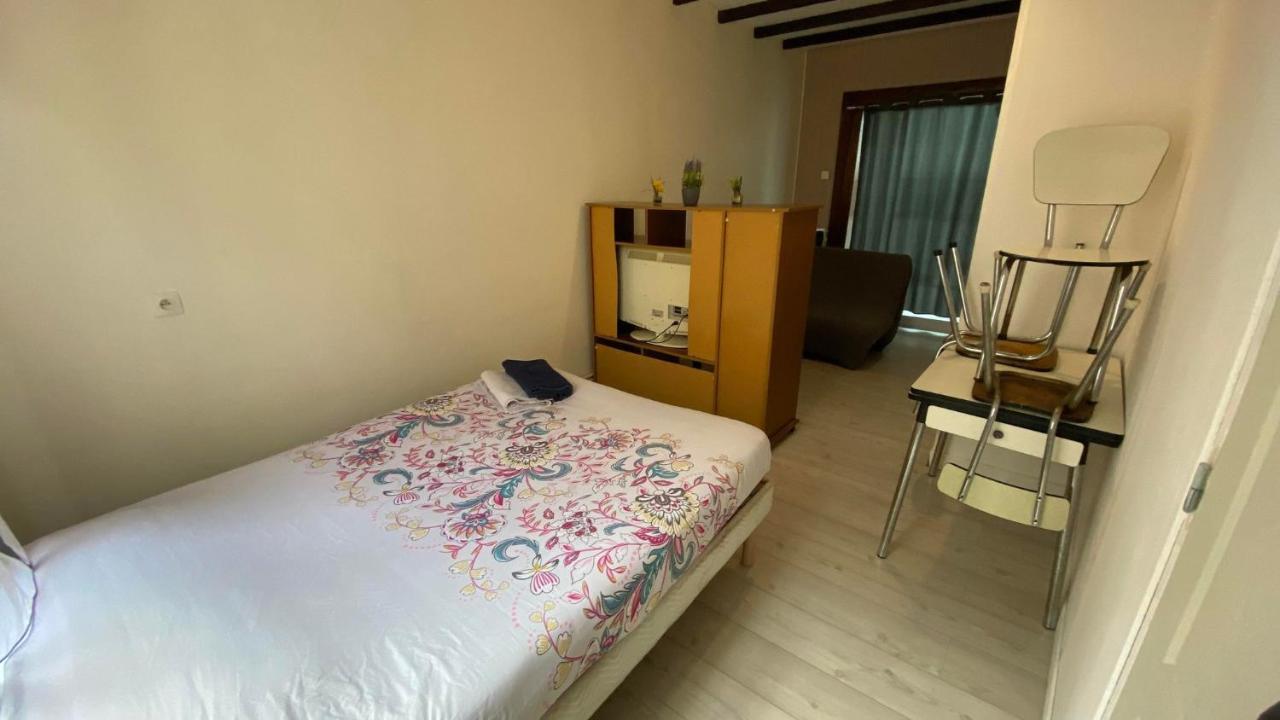 Appartement Dans Une Impasse Calme Proche De La Gare Amiens Bagian luar foto