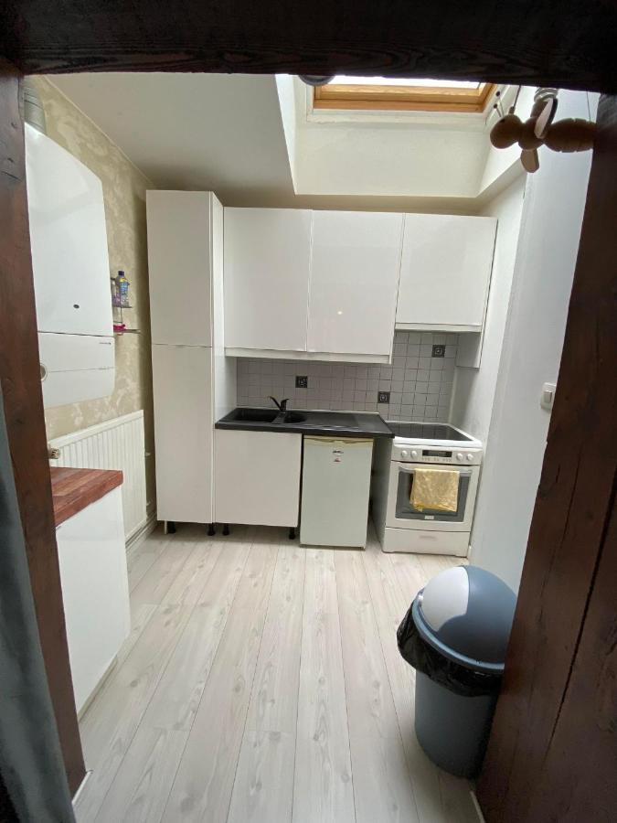 Appartement Dans Une Impasse Calme Proche De La Gare Amiens Bagian luar foto